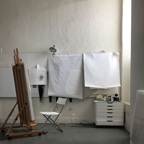 Clean studio